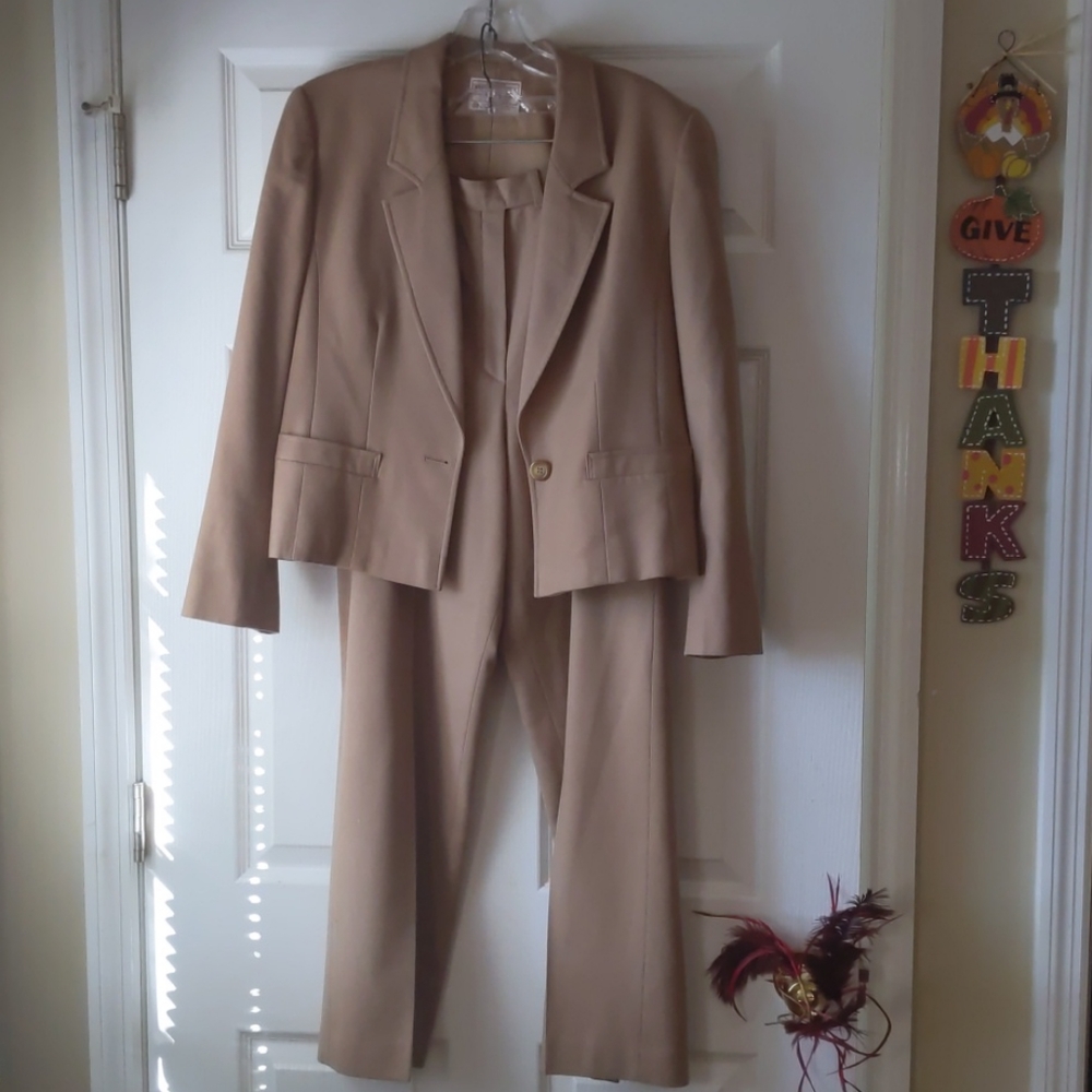 Classy jacket pant suit